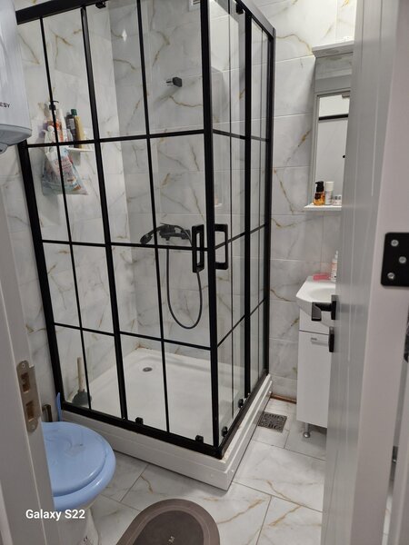 Obor, Colentina, stradal vav Parc Plumbuita 15 minute metrou